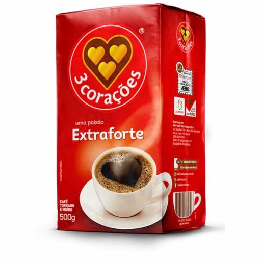 Red package of 3 corações coffee.